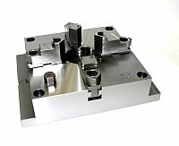 VMJ10 4-Jaw Plate Chuck